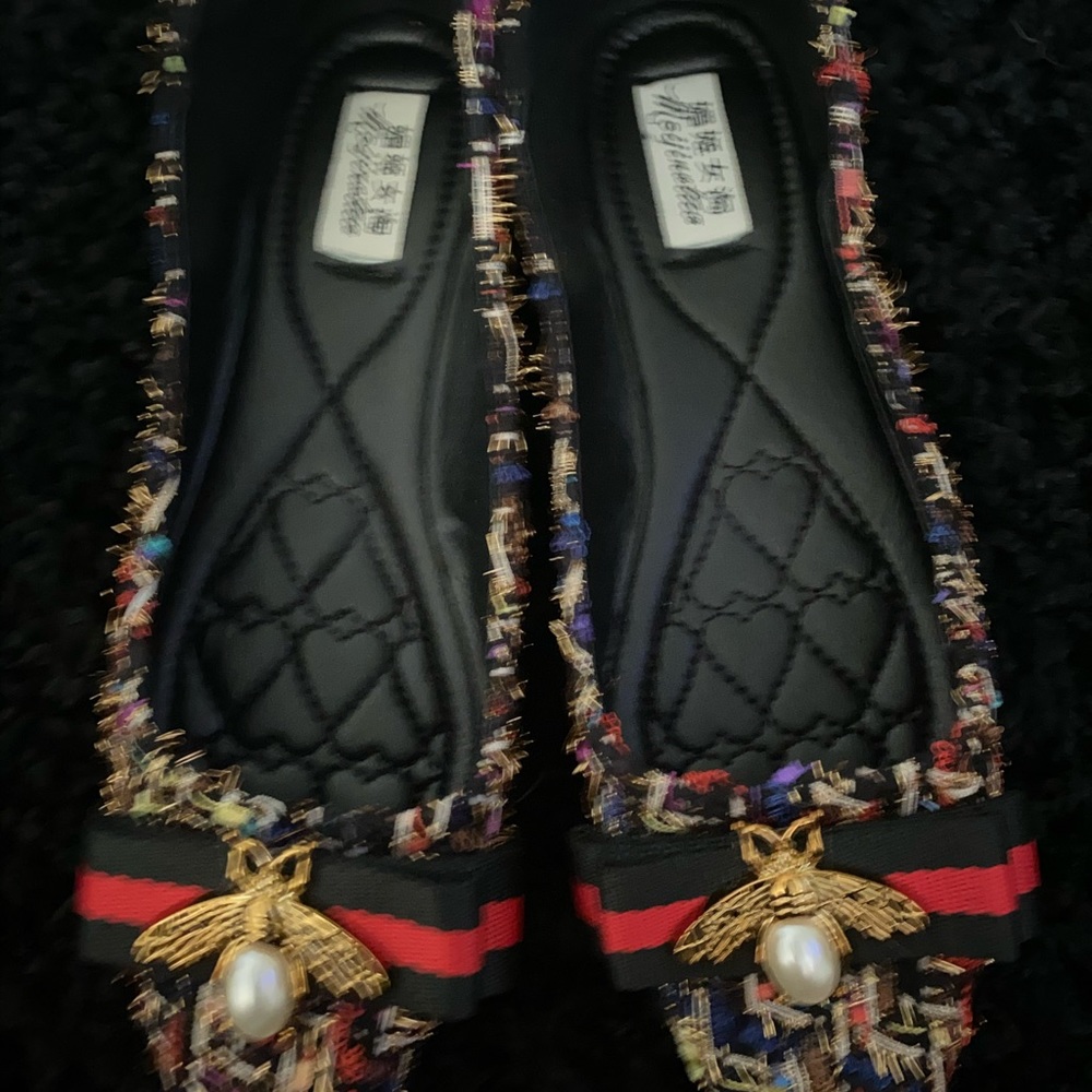 Shoes - Picture 4 of 6